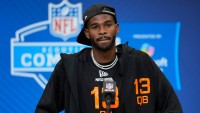 Sanders' long wait ends as Browns select quarterback in NFL draft