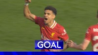 Diaz equalises immediately for Liverpool!