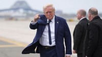 ONLINE: Trump si myslí, že Zelenskyj sa vzdá Krymu. Od Putina chce, aby prestal strieľať a podpísal mier