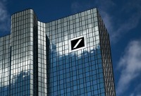 Deutsche Bank: Štáty by mali prevziať záruky za úvery pre zbrojárske spoločnosti