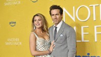 Nenávidená? Hviezda Gossip Girl bola miláčikom Ameriky, no karta sa vraj obracia... títo ľudia však stoja pevne pri nej, vzala ich aj na premiéru