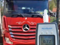 Alkohol za volantom: Vodič nákladného vozidla na Orave nafúkal 1,60 promile