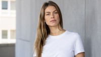 Bože, vás tak nemám rada, hovoria mi v potravinách. Už som si zvykla, vraví hviezda zo Sľubu Adriana Novakov. Ale komentáre si stále nečítam