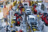 Trump snížil cla na dovoz autodílů. ‚Nejistota zůstává, vozy se méně prodávají,' říká Petzl z autoprůmyslu