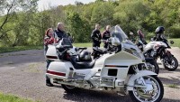 Přehlídka silných strojů. Motorkáři zahájili sezonu v Moravském Krumlově