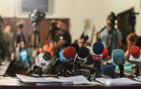 Novináři vnímají zvyšující se počet útoků na svou práci