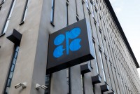 Členovia OPEC+ sa dohodli na ďalšom zvýšení ťažby