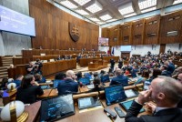 Opozičné strany zvolávajú mimoriadne výbory pre možné zneužívanie eurofondov