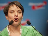 Bývalá líderka AfD Petryová opäť zakladá novú stranu: Názov nechce prezradiť
