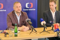 Do médií už asi ne, říká bývalý ředitel Jan Souček. ČT ode dneška vede Michal Fila