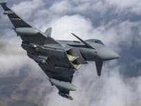 Americké námorníctvo prišlo o ďalšie bojové lietadlo F/A-18 počas týždňa: Spadlo z paluby