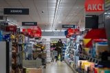 Růst maloobchodních tržeb v březnu zrychlil, dařilo se i turistice a službám, uvedli statistici