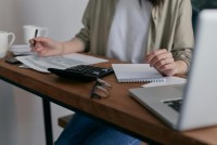 PRIESKUM Zodpovednosť za hospodárenie rodiny preberajú dve tretiny žien