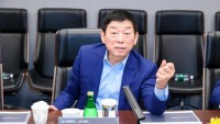 Šéf čínského gigantu říká, že tamní „elektrická revoluce” je nafouknutá bublina. Automobilky bez marží žijí na hranici krachu jen díky státu