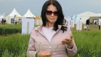 V obchode si najčastejšie kupujem slovenské potraviny. Plody nemuseli odtrhnuté predčasne, aby dlhšie vydržali, hovorí expertka (rozhovor)