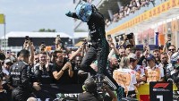 Závod F1 v Kanadě vyhrál Russell před Verstappenem, Norris v závěru havaroval