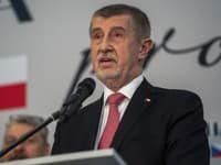 Babiš kritizoval vládu Petra Fialu ako neschopnú a skorumpovanú: Opozícia žiada jej odvolanie v Snemovni