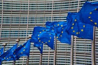 EÚ chce do roku 2027 úplne zastaviť dovoz ruského plynu a ropy: Pozrite si, čo to znamená