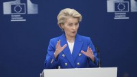 EÚ zatvára energetický kohútik z Ruska, ohlásila Leyenová. Komisia navrhuje úplný zákaz dovozu ruského plynu a ropy