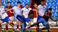 Novinka, kterou testovali v Anglii, přišla do českého fotbalu. Má zrychlit hru