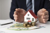 Švédsku čaká slabý rast, NIER predpovedá dvojnásobné znižovanie úrokových sadzieb v roku 2025