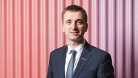 Stát chce poslat 20 miliard na umělou inteligenci. Ta má kromě jiného zrychlit fungování úřadů