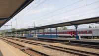 Odbory v železniciach vyhlásili štrajkovú pohotovosť, chýba im dohoda na odmeňovaní