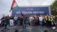 Opozičná TISZA vedená Magyarom výrazne posilnila v prieskume vedenie pred vládnym Fideszom
