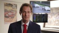 Dědic Fiatu říká, že čtvrtinu jeho techniků už zaměstnává jen vyhovění předpisům EU. Zlomit to chce radikálně novým typem aut
