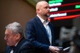 Vyhozený ředitel má od primátora Svobody nabídku. ‚At se drží od magistrátu co nejdál,‘ reaguje Hřib