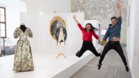 Je Dominika Žiaranová milá a sladká alebo mrcha, ako si jej postavu Bianky predstavuje Sarah Arató? A chcel by Dominikin partner Martin Varínsky doma poslušnú ženu?