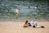 V neděli vystoupají teploty přes tropických 30 stupňů. Do konce týdne bude sucho, pak přijdou bouřky