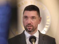 Finančná pomoc farmárom: Začneme s odškodňovaním fariem postihnutých slintačkou, uviedol Takáč