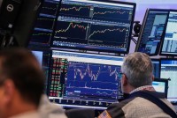 Priame zahraničné investície opäť klesli: UNCTAD varuje pred ešte horším rokom 2025