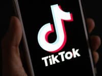 Trump dekrétom odložil uplatňovanie zákazu sociálnej siete TikTok o 90 dní