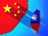 Po plavbe britskej lode v okolí Taiwanu spozorovali 50 lietadiel Pekingu