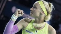 ONLINE: Pikantné česko-slovenské derby na anglickej tráve. Šramková bojuje o postup do semifinále