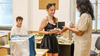 Kytkám a čokoládě odzvonilo. Na učitele s vysvědčením čeká wellness i peníze