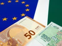 Ministri financií EÚ schválili zavedenie eura v Bulharsku od roku 2026