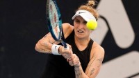 Lehečka a Vondroušová mají před Wimbledonem formu. Zahrají si o finále
