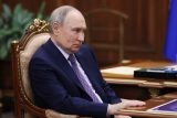 ONLINE: ‚Recesi bychom neměli dovolit.‘ Putin odmítl tvrzení, že válka na Ukrajině ničí ruskou ekonomiku