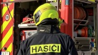 Tragédie na silnici u Turska: Řidič osobního vozu nepřežil náraz do stromu