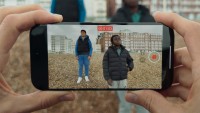 Takový film si můžete natočit taky. Apple znovu ukázal možnosti iPhonu 16 Pro, nahradil jím profesionální kamery