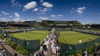 Briti, ATP a WTA musia Ukrajine zaplatiť desiatky miliárd eur. Česká legenda po hokeji zacielila na slávny Wimbledon