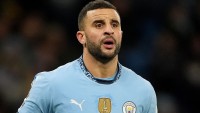 Burnley agree deal to sign Walker from Man City