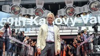 Michael Douglas sa predviedol na festivale v Karlových Varoch: Už dorazila aj Dakota Johnson