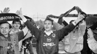 Világi nemôže, Rezeš áno. Košický mecenáš z HZDS mal v LM dva kluby, podvodom s Nedvědom nahneval Čechov