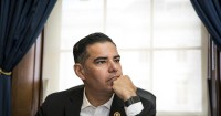 Chabria: What this formerly undocumented congressman understands about patriotism that Trump doesn't