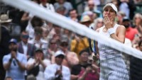 Benčičová s wimbledonským maximom. Mladá Ruska Andrejevová stratila len päť gemov