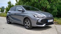 Test: MG 3 Hybrid+ – Rýchly hatchback, s ktorým v meste jazdíte aj pod 4 litre